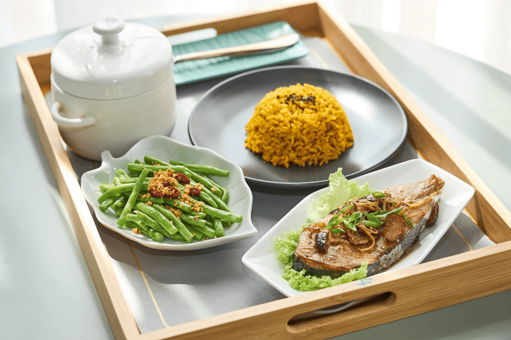 The Senses caretaker provide food with essential nutrients for mother and baby