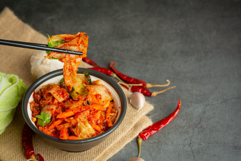 Avoid eating spicy food during pregnancy